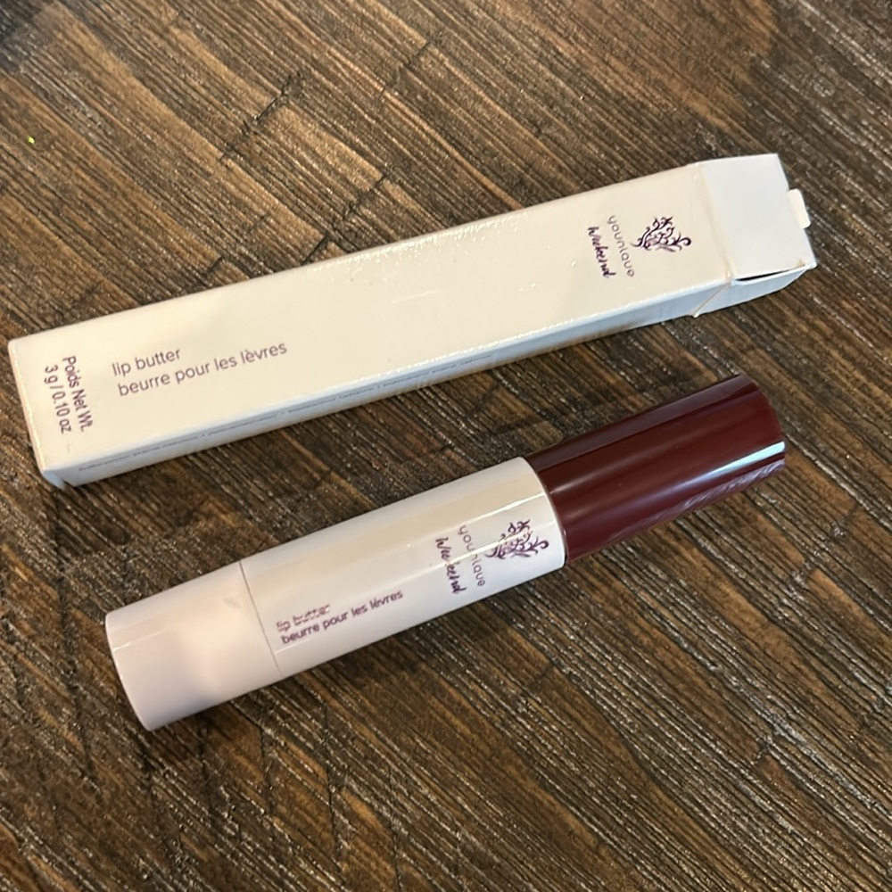 Younique weekend lip butter – scenic Drive - NEW!
